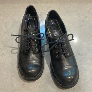 SO Wearit declareit CALYCO Chunky Vintage Women’s Lace-up Shoe
